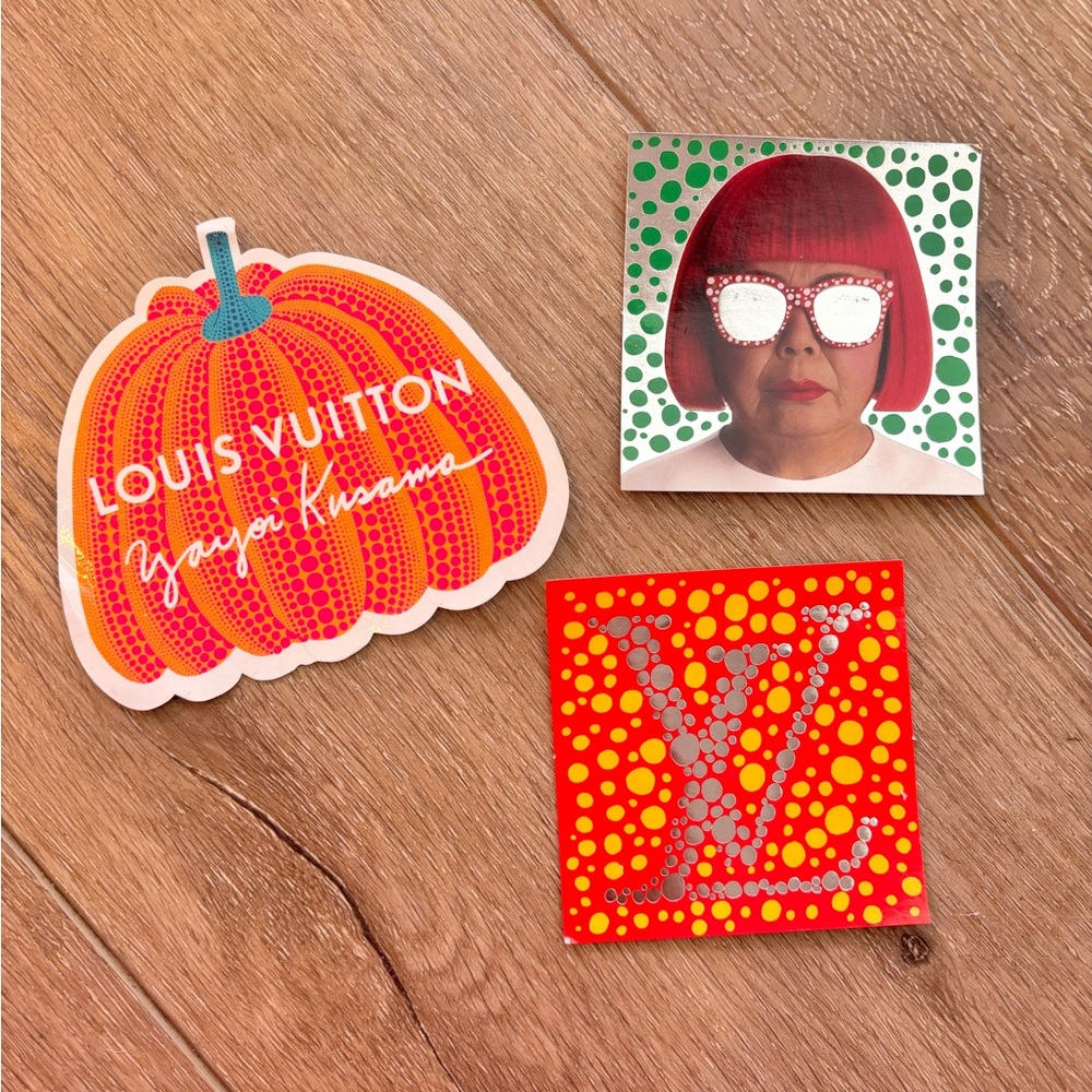 RARE Louis Vuitton Yayoi Kusama metallic Sticker set of three - London